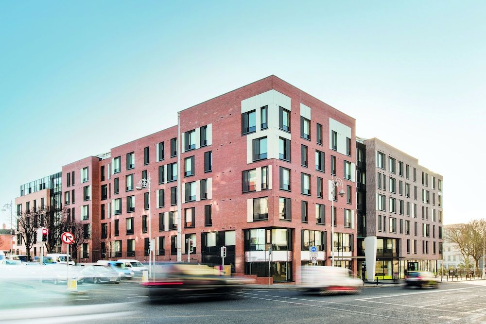 Yugo Kavanagh Court 1