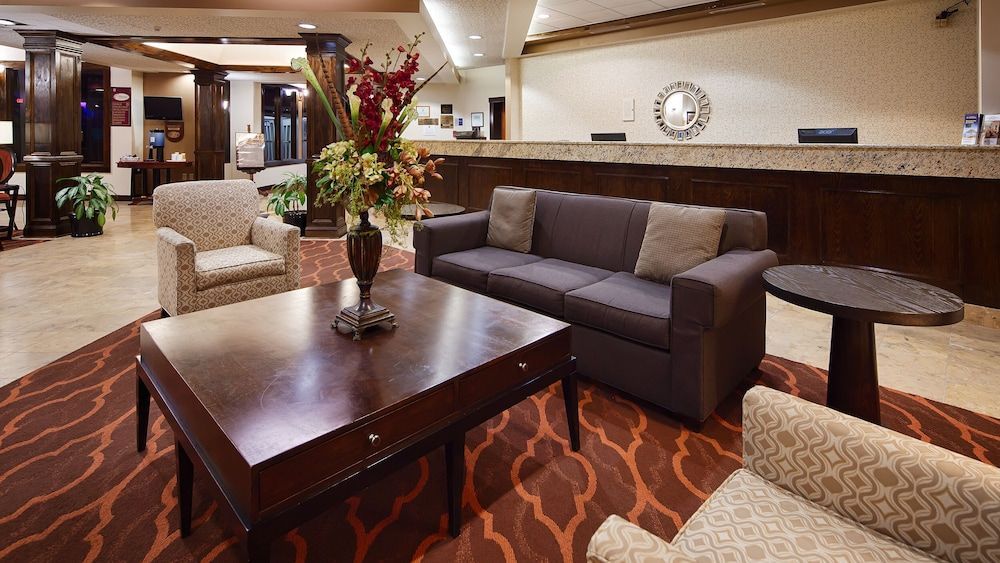 SureStay Plus Hotel by Best Western Lehigh Valley 1