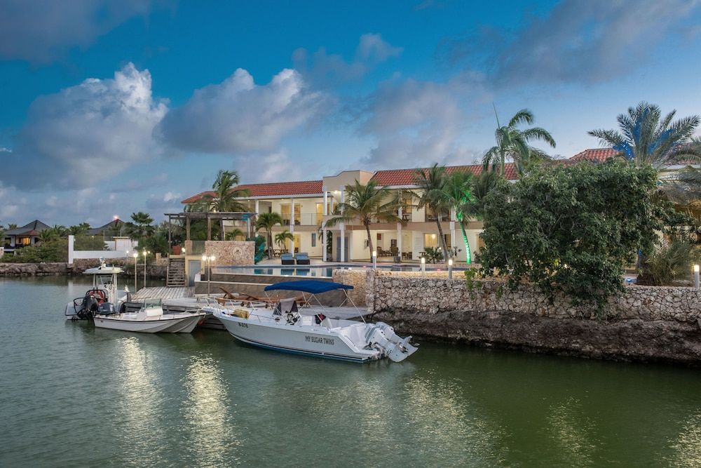 Bella Breeze Resort 1