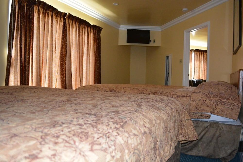 Bayshore Inn Ventura 2