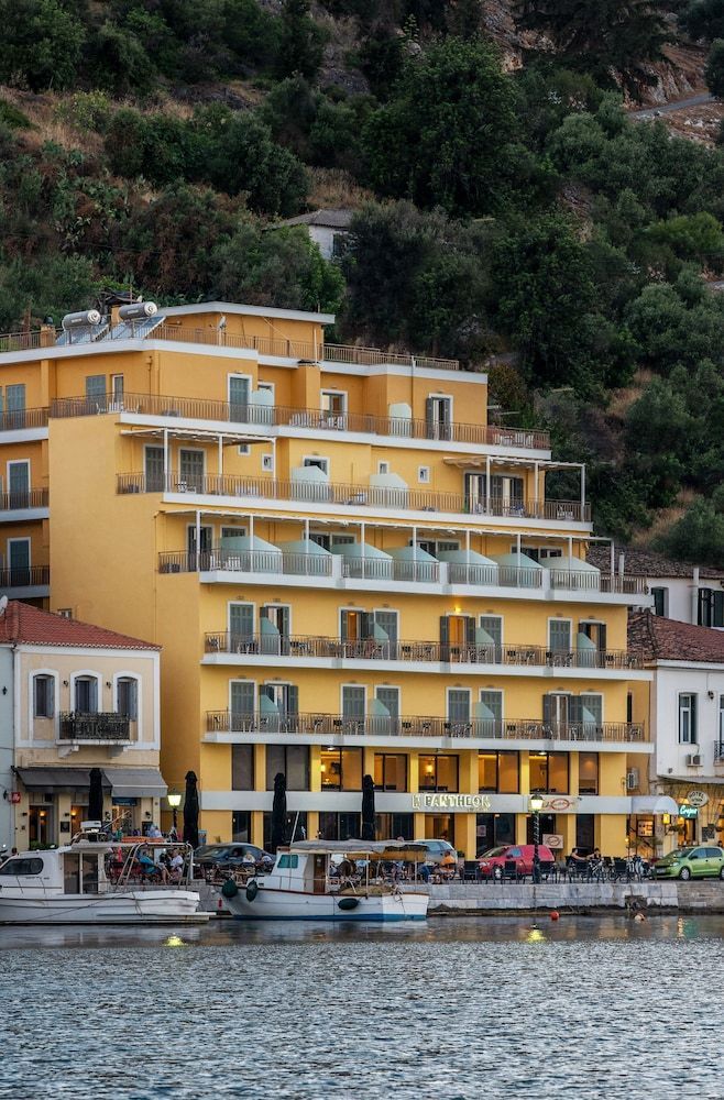 Pantheon City Hotel 1