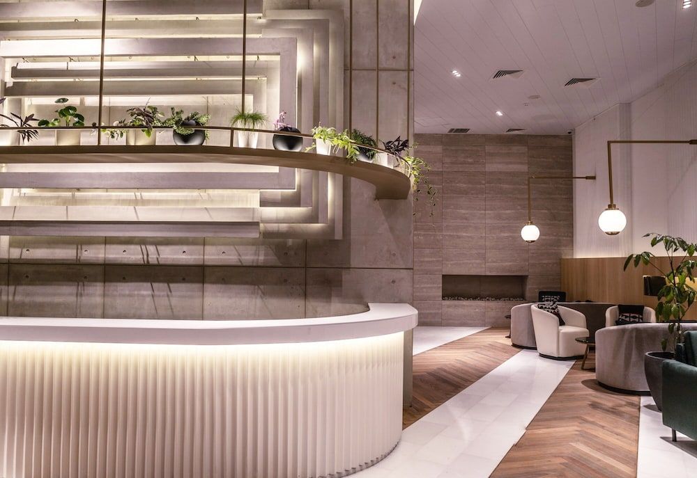 Met Hotel 2
