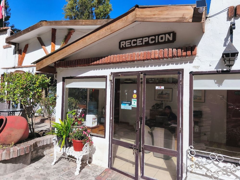 Hotel Jardín del Lago 1