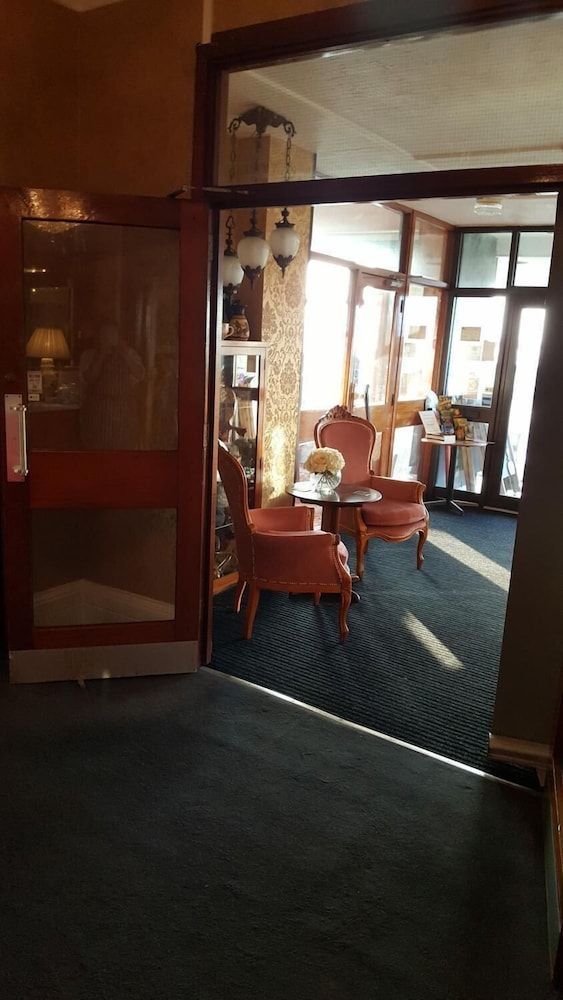 Seaward Hotel 2