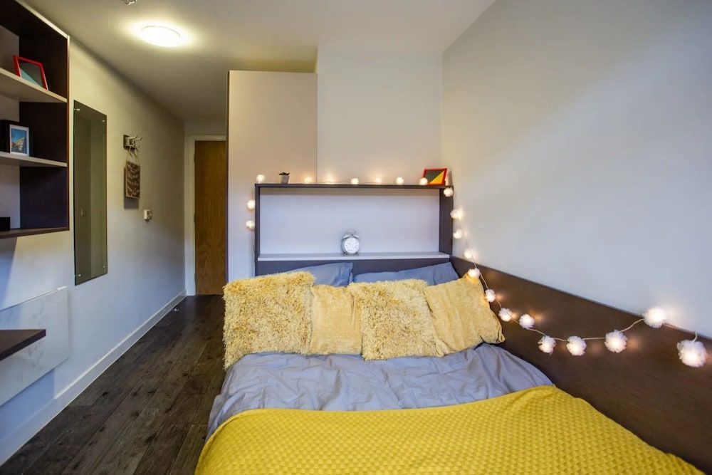Corner House in Sheffield 2