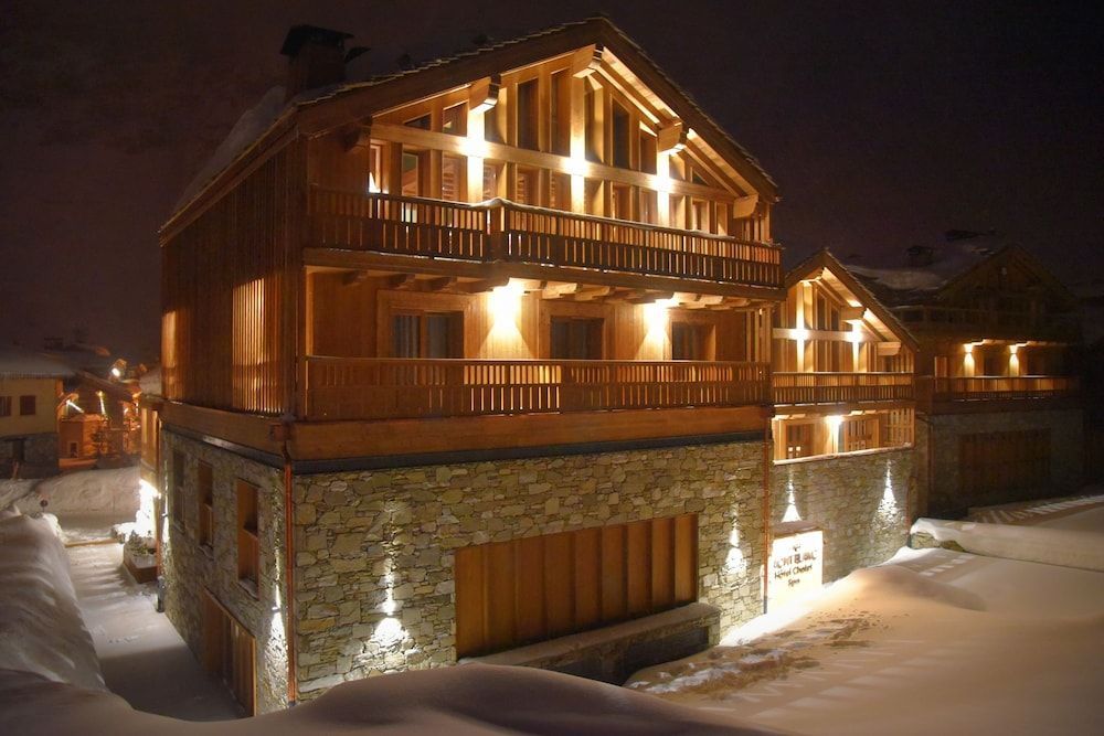 Hotel MONT-BLANC VAL D'ISERE 1