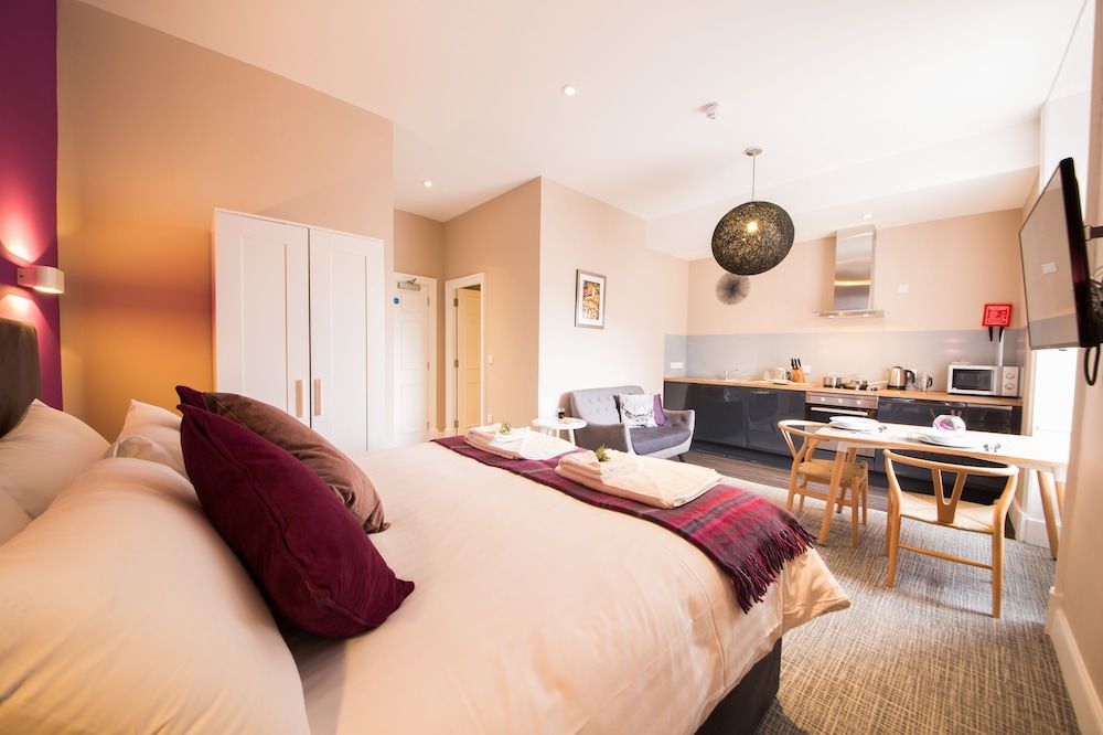 The Spires Serviced Apartments Edinburgh 1