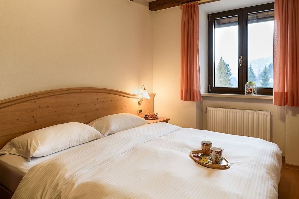 Hotel Cima d'Asta 1