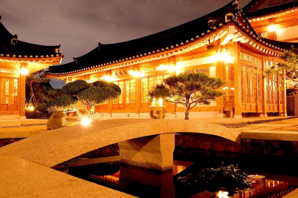 Hwangnamguan Hanok Village 1