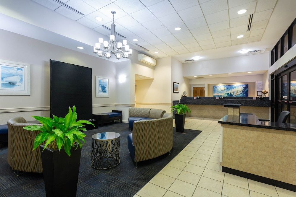 Ramada by Wyndham Virginia Beach 2