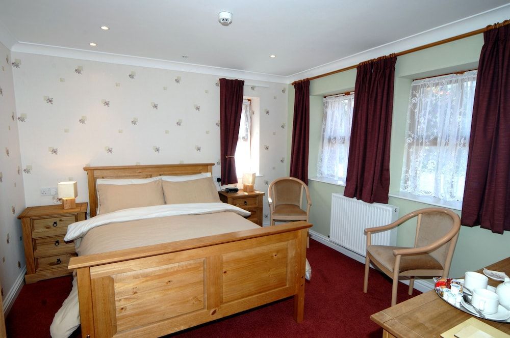 New Overlander Inn 2