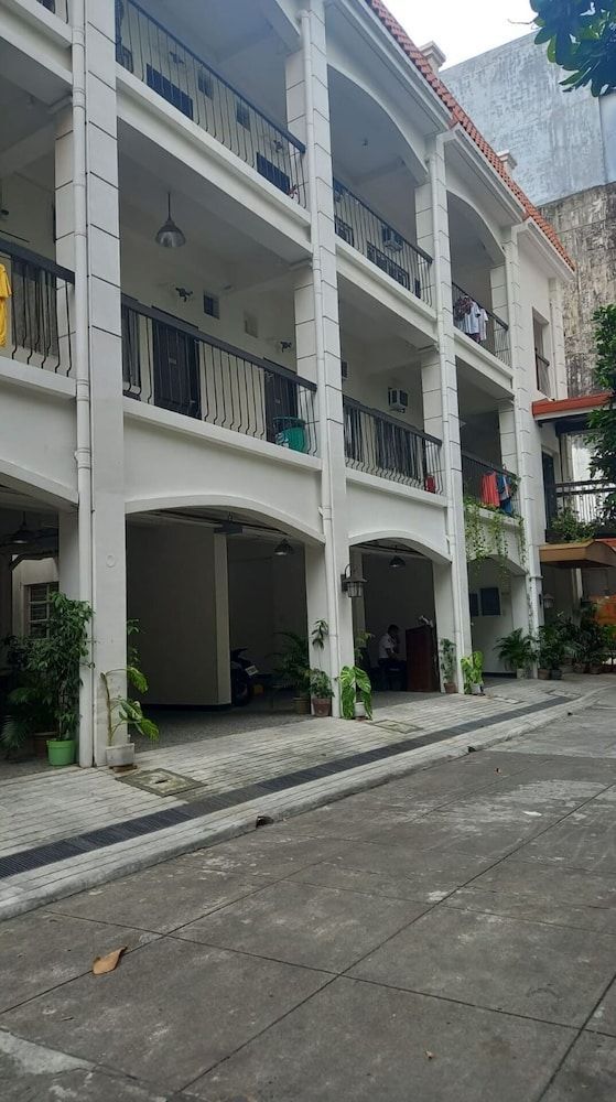 Tesoro Apartments 1