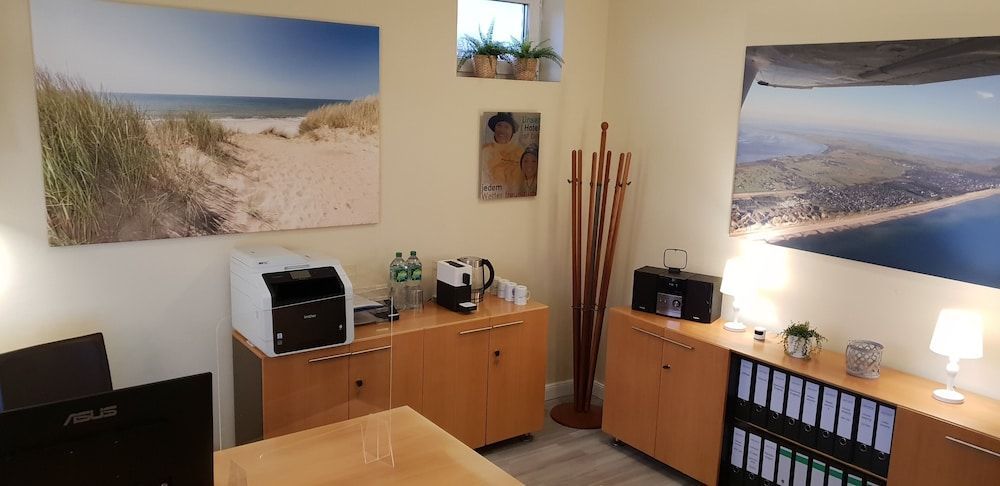 Airport Hotel One Aparthotel Sylt 2