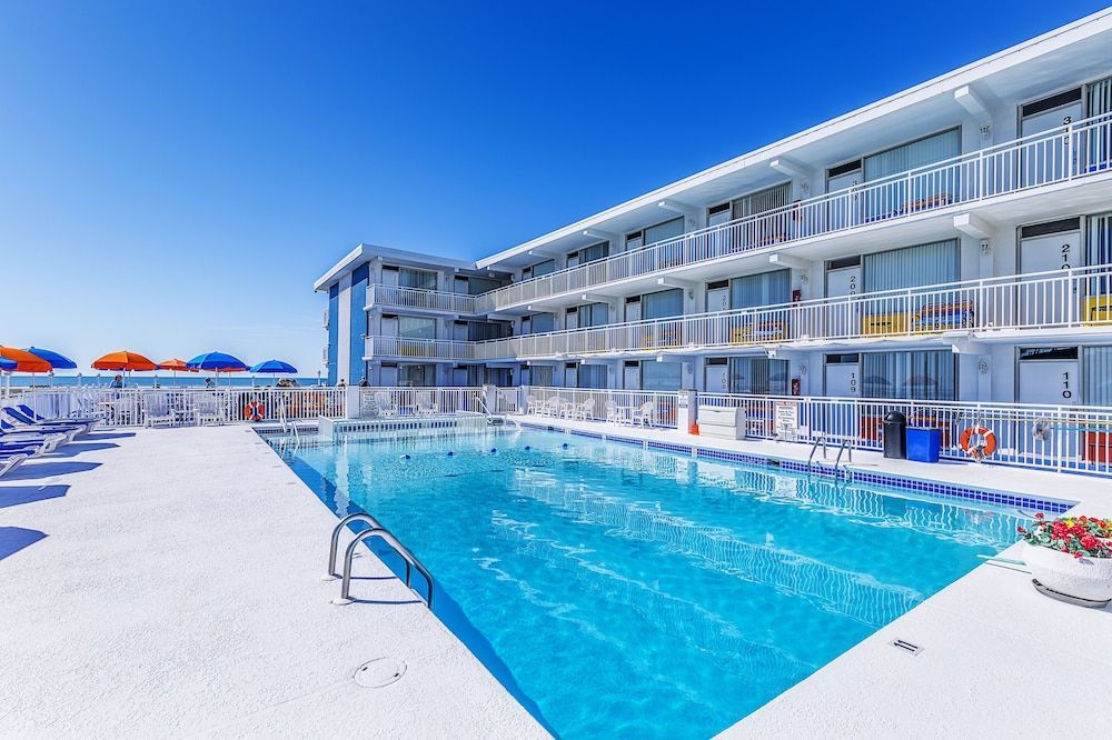 Crusader Oceanfront Resort 1