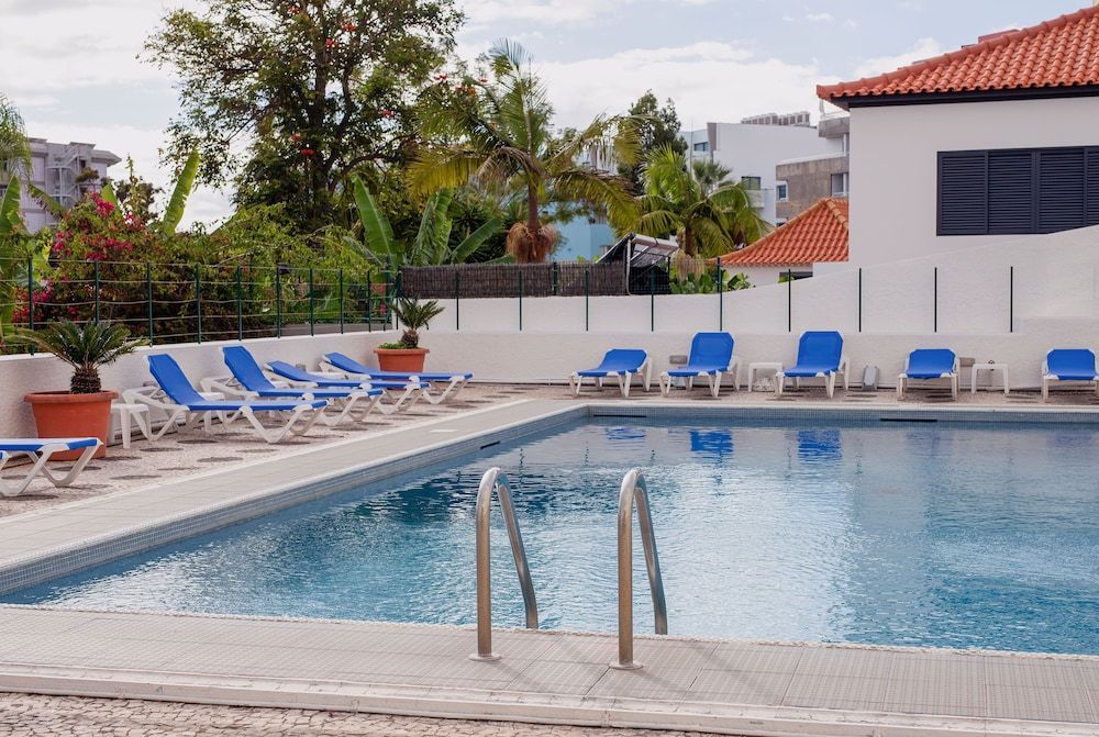 Casa Branca Apartments by Wanderlust Madeira, vacation rentals 1