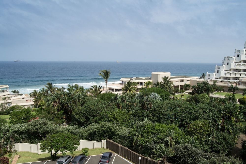 43 Sea Lodge - by Stay in Umhlanga 1