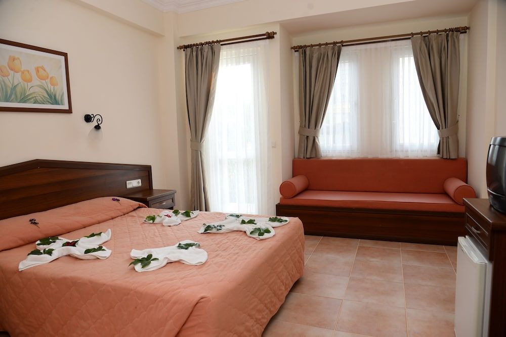 Karbel Beach Hotel 2