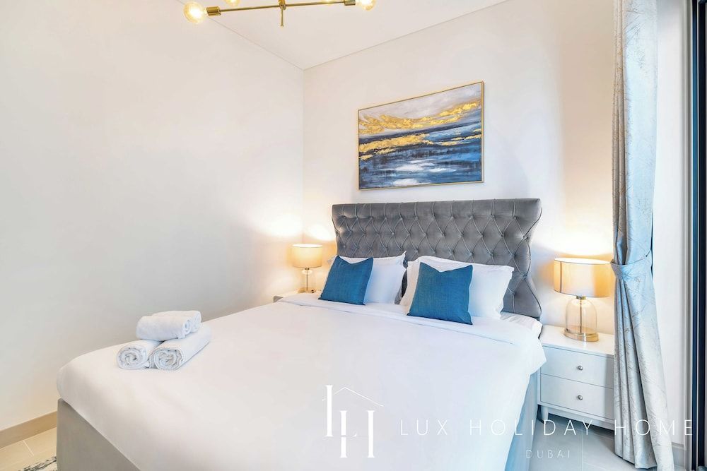 LUX The Executive Sobha Suite 2 2