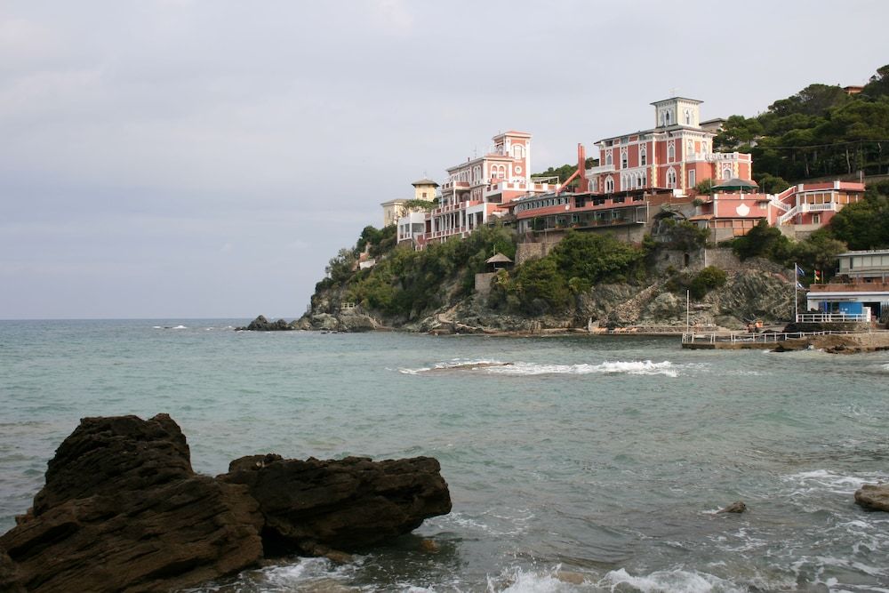 Hotel Baia Del Sorriso 1