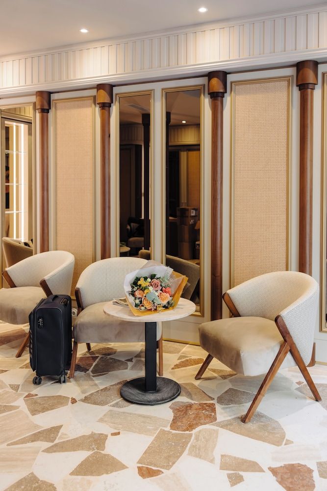 Hotel Ambassador, completely renovated 2