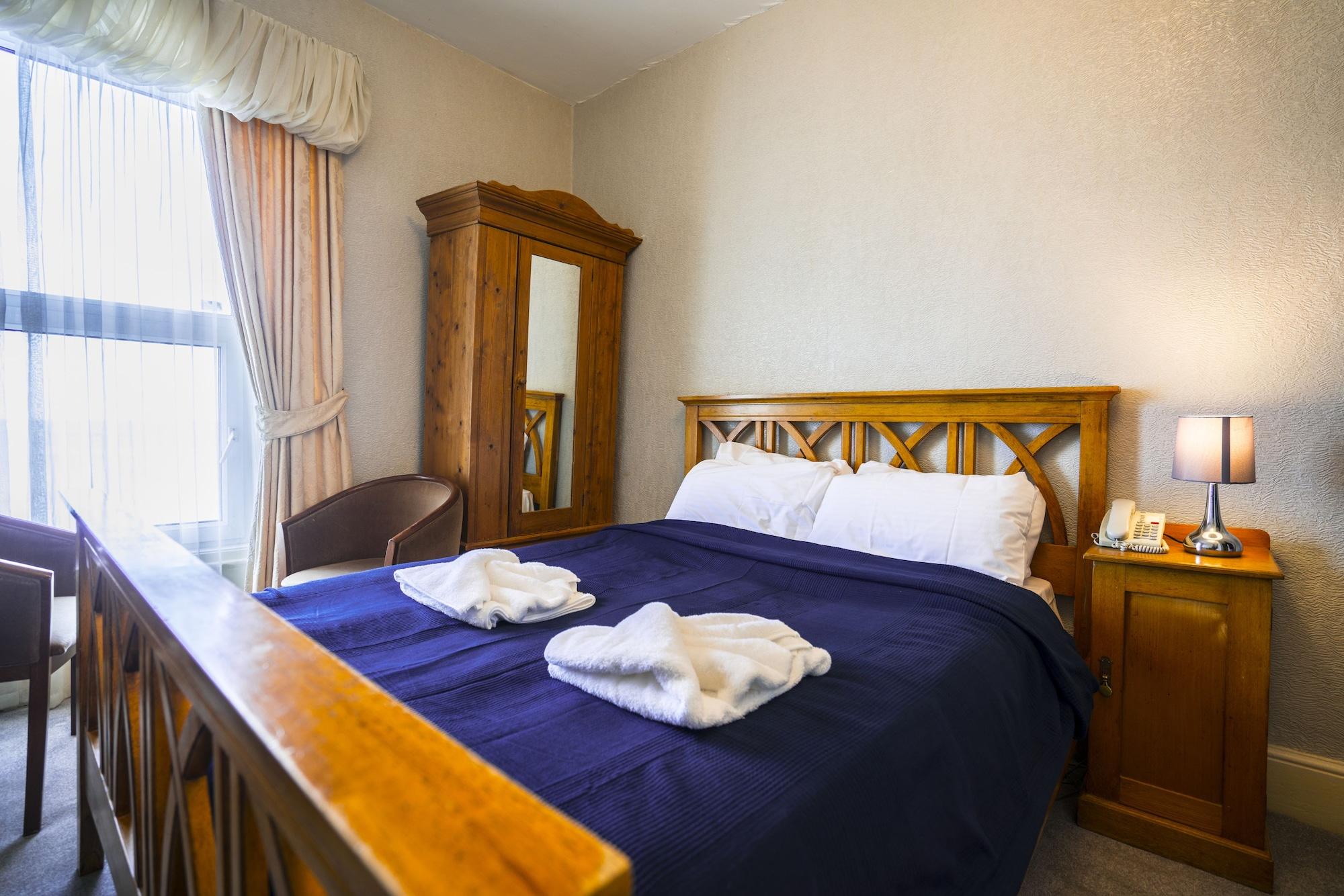 The Central Hotel 1