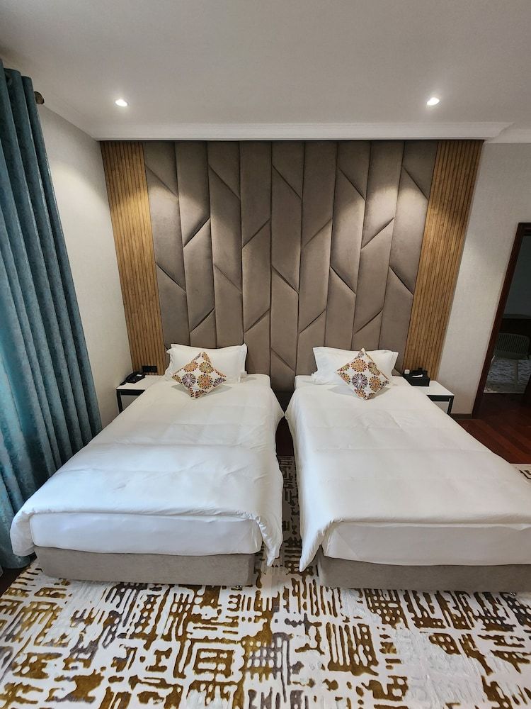 HOTEL DEHLAVI o 2
