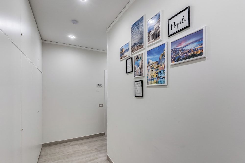 Marmolo Room 2