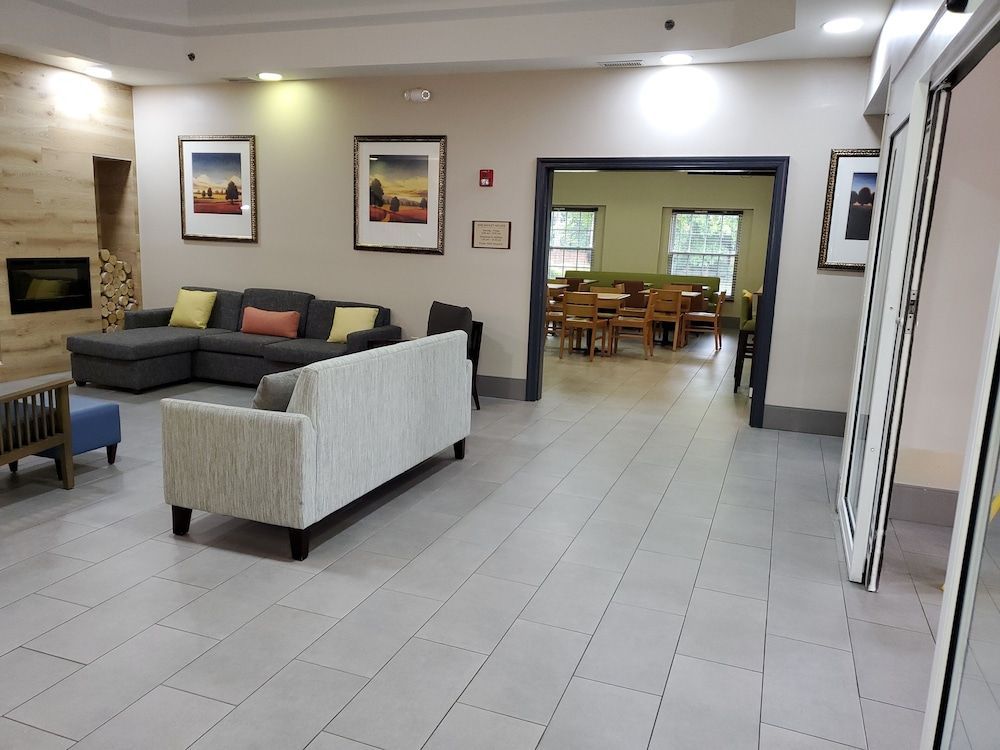 Country Inn & Suites by Radisson, Buford at Mall of Georgia, GA 2