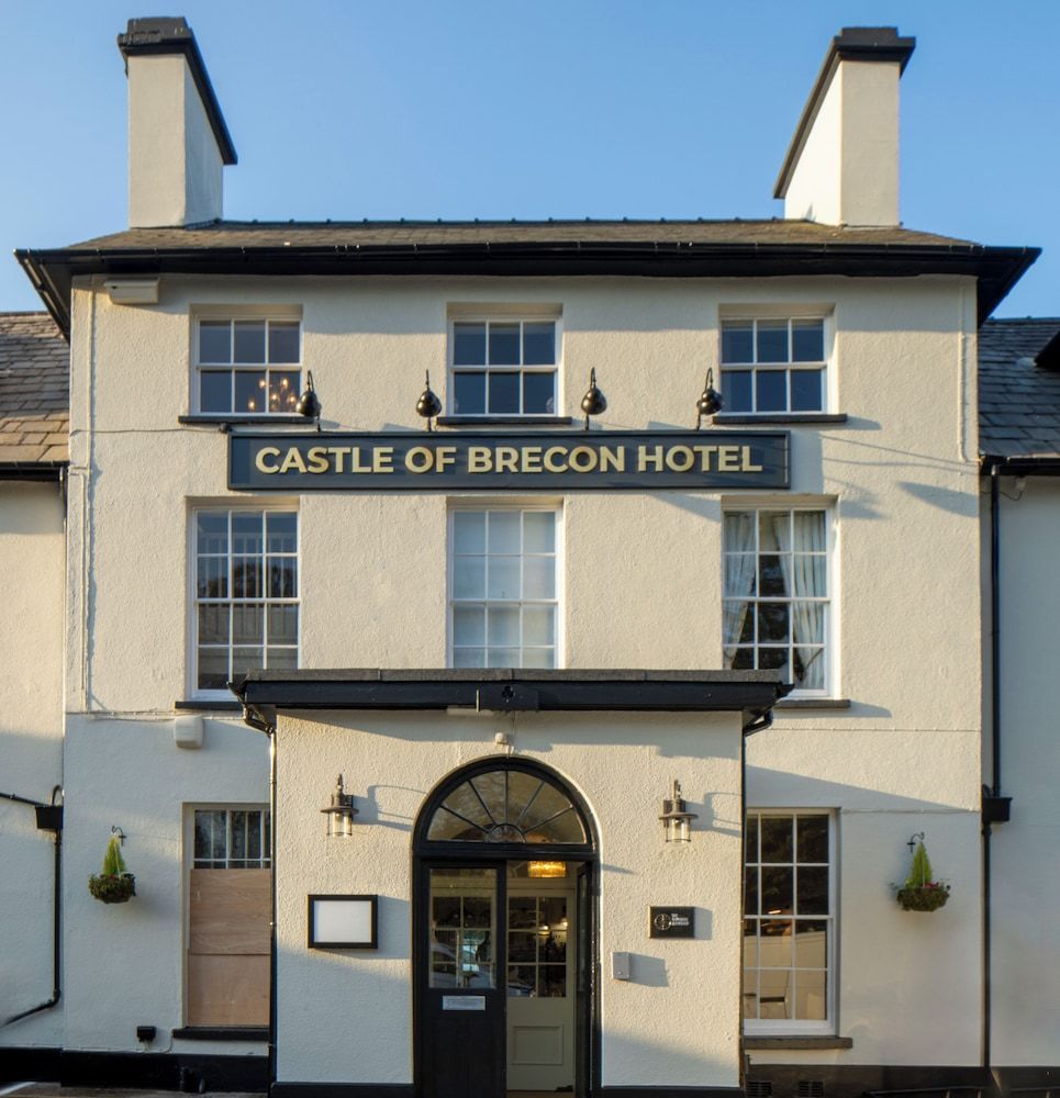 The Castle Of Brecon Hotel, Brecon, Powys - The Coaching Inn Group 1