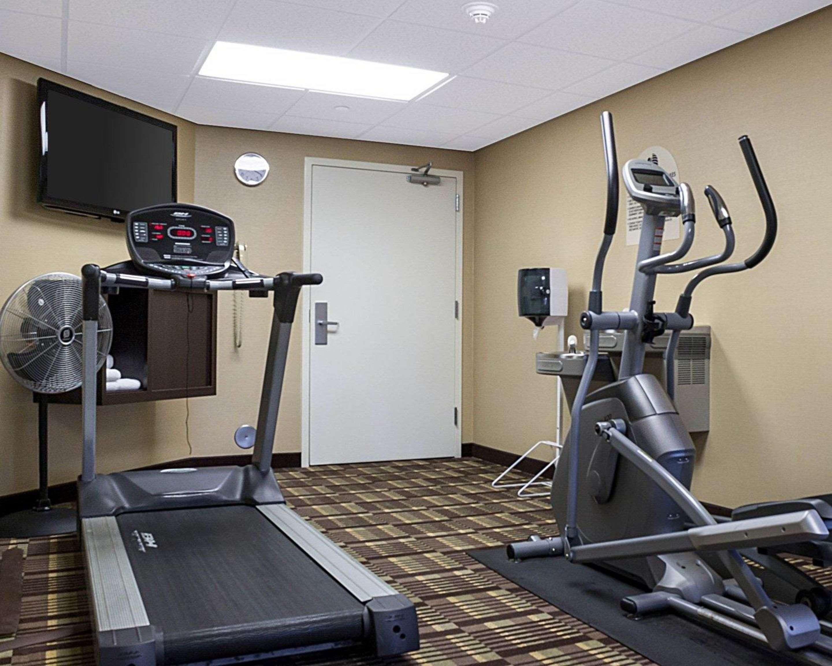 MainStay Suites Bismarck 2