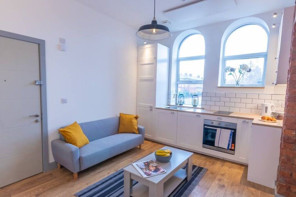 Pillo Rooms Apartments - Salford 1