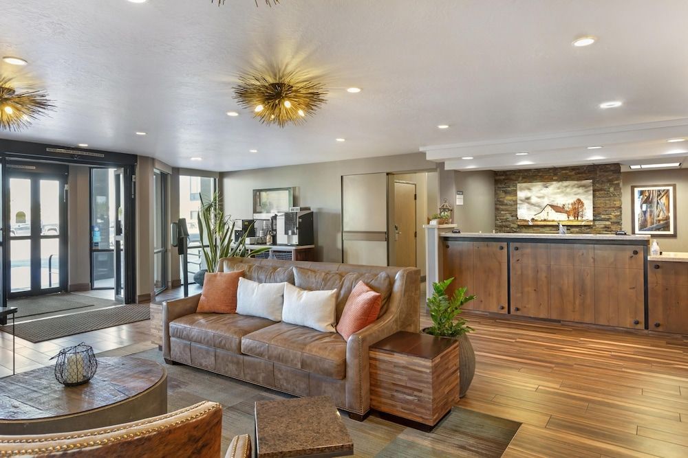 Best Western Plus CottonTree Inn 2
