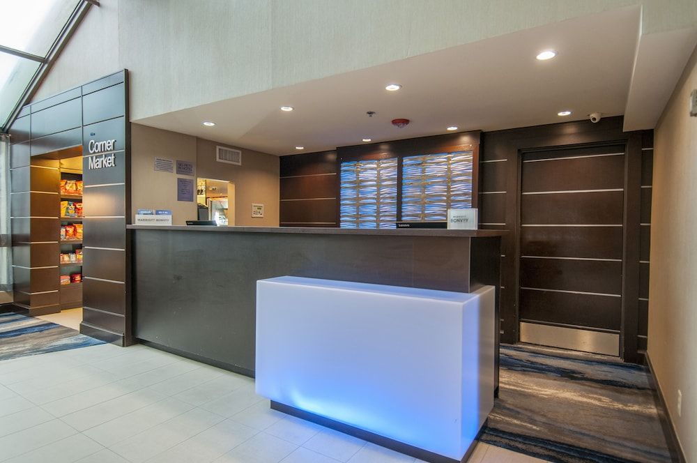 Fairfield Inn & Suites by Marriott Dallas DFW Airport South/Irving 2