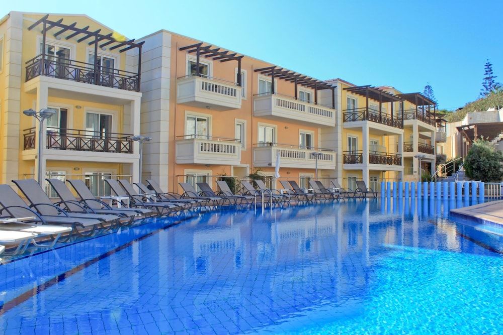 Porto Kalamaki Hotel 1