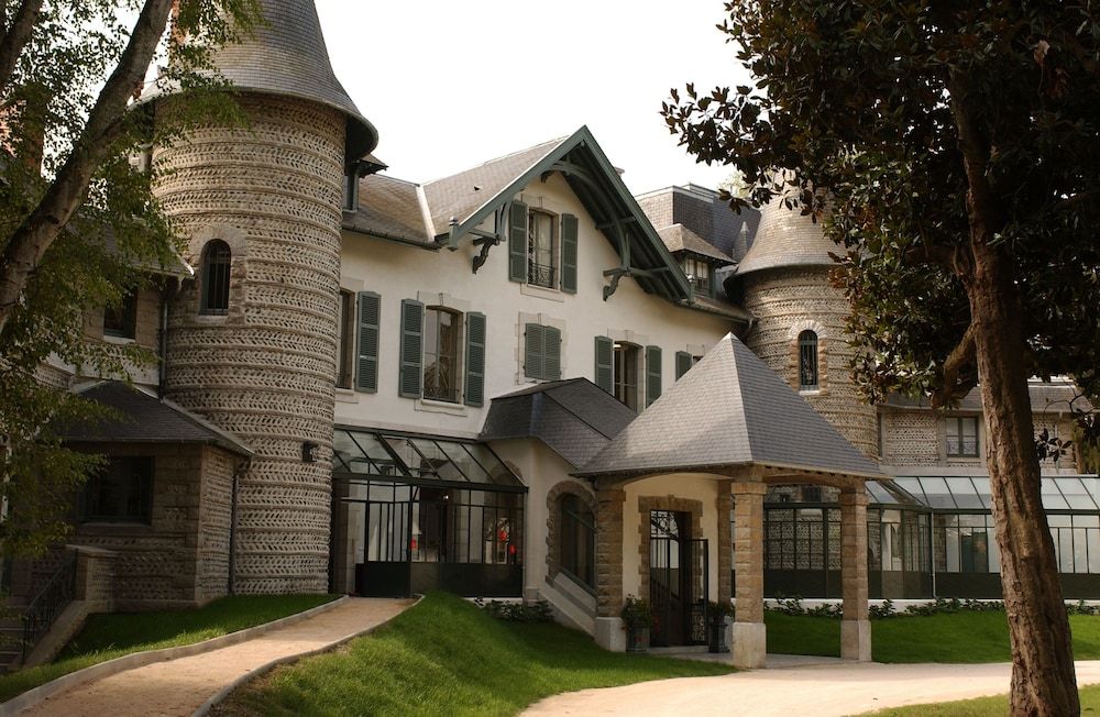 Hôtel Villa Navarre 1