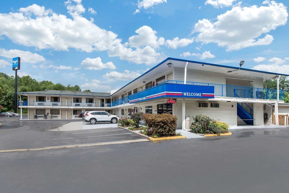 Rodeway Inn Winston Salem Route 52 1