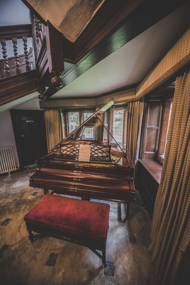 Caer Rhun Hall Hotel 2