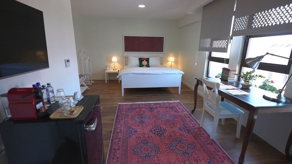 Pertevniyal Aziziye Hotel 1
