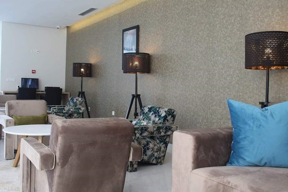 L'escale Suites Résidence Hôtelière By 7AV HOTELS 2