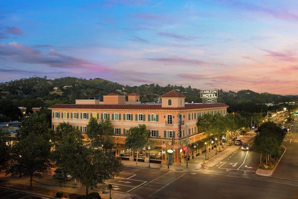 The Carlton Hotel, Atascadero Paso Robles, a Tribute Portfolio Hotel 1