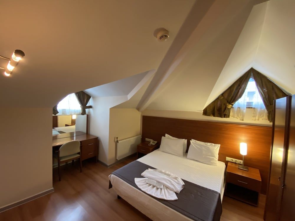 Triada Hotel Gayrettepe 2