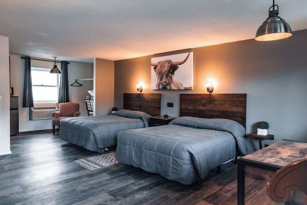 Newport Motel 1