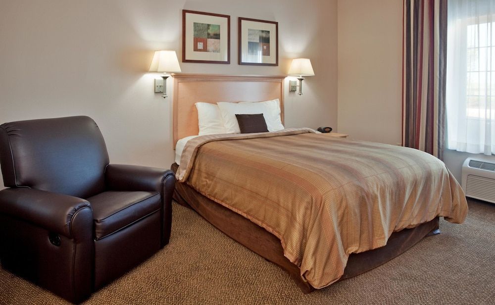 Candlewood Suites OLATHE - KANSAS CITY AREA by IHG 2