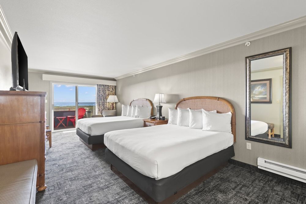 Surf and Sand Lodge 1