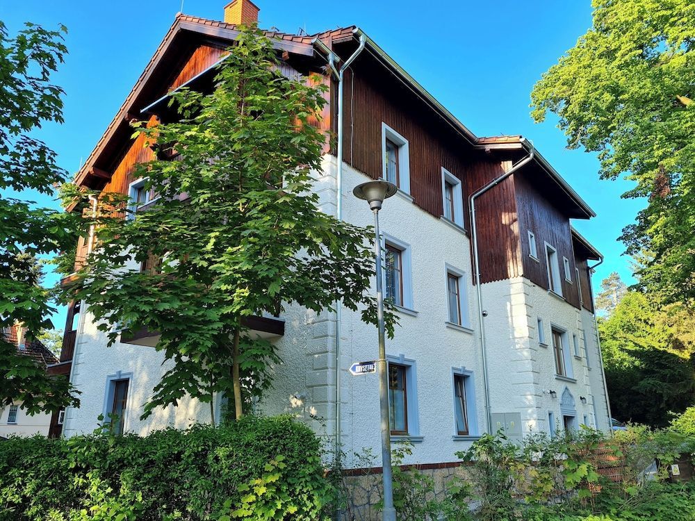 Apartamenty Dębowa 3 1
