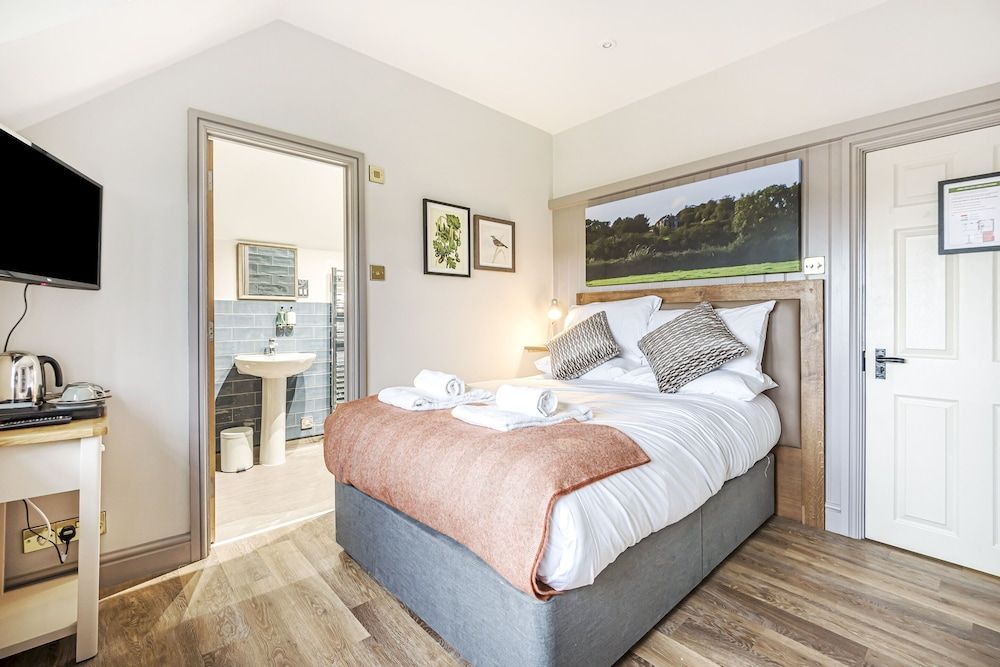 Charlcombe Inn 2