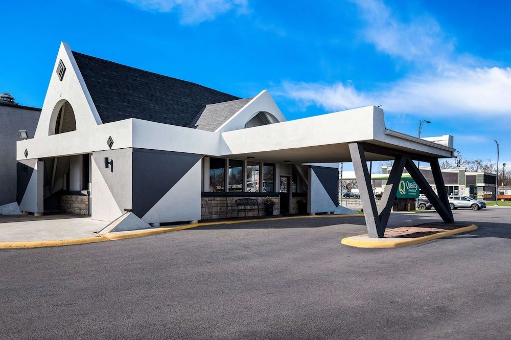 Quality Inn & Suites Council Bluffs - Omaha East 1