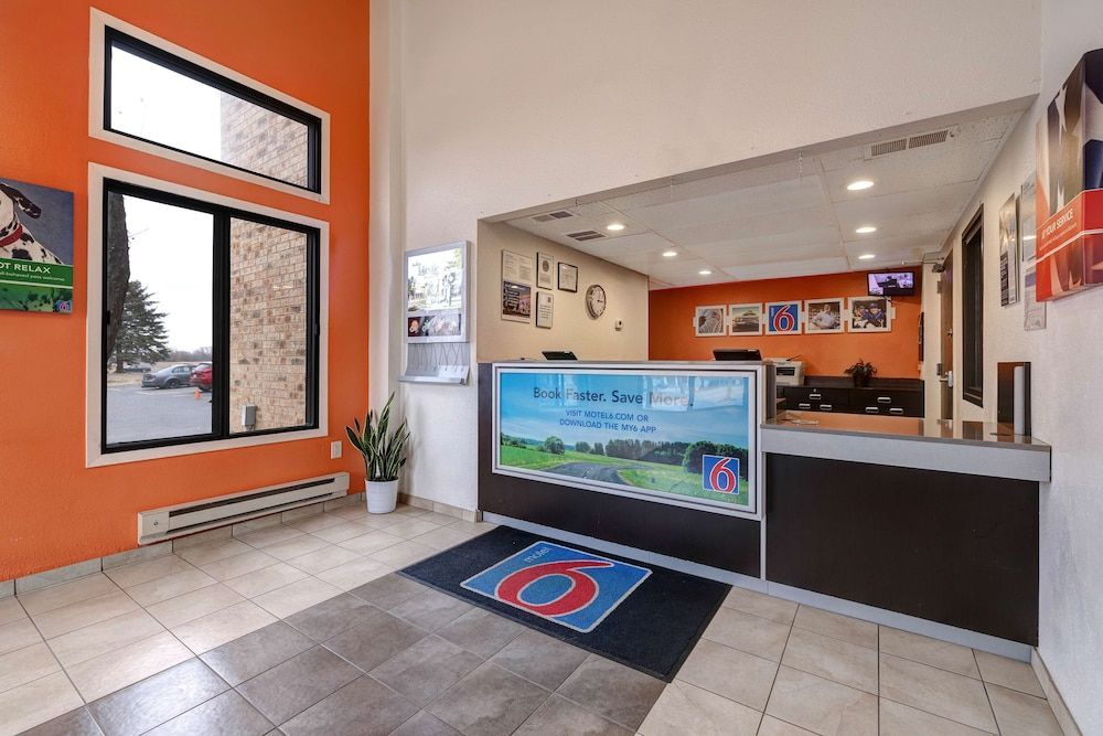 Motel 6 Lakeville, MN - South - Lakeville 2