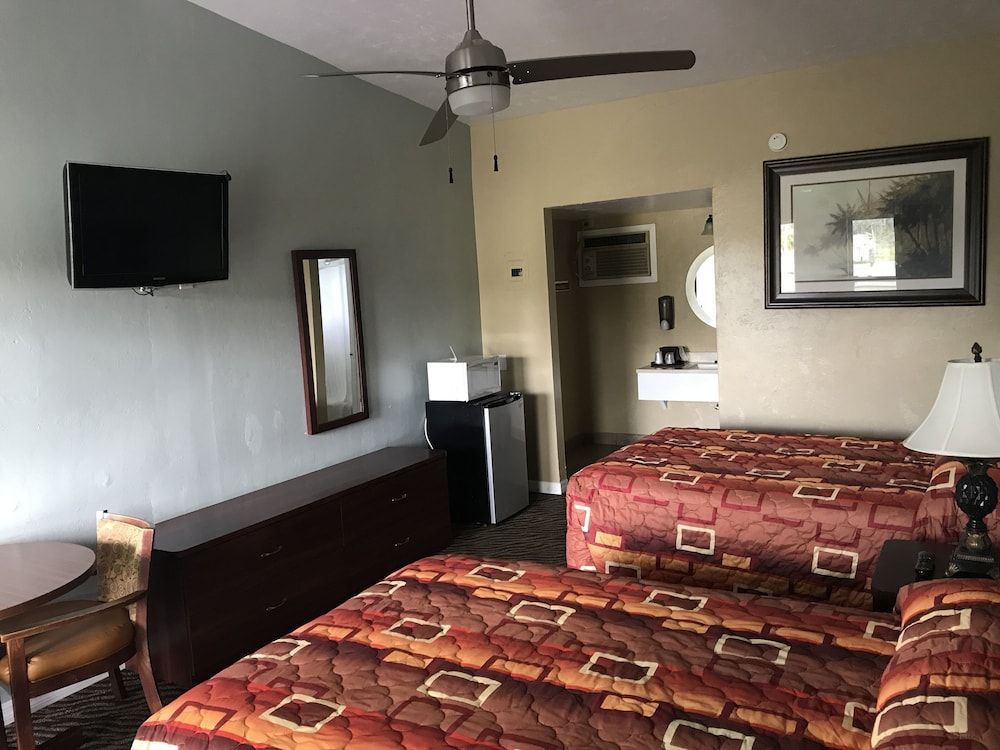Immokalee Inn 2