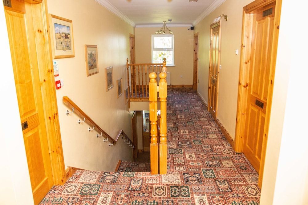 Groarty House/Manor 2